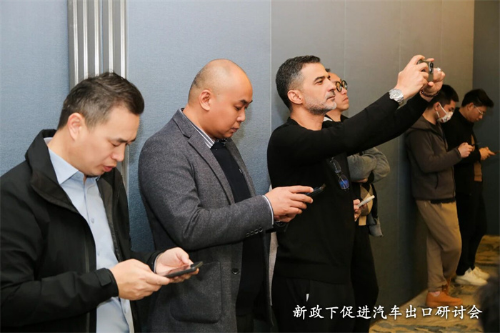 20251205252605.jpg 1033.jpg